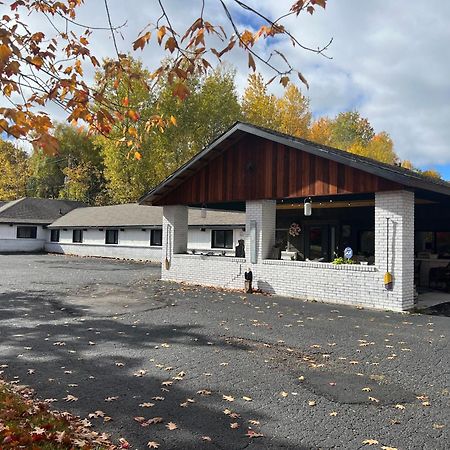 Lakehouse Inn Houghton Lake Exterior photo